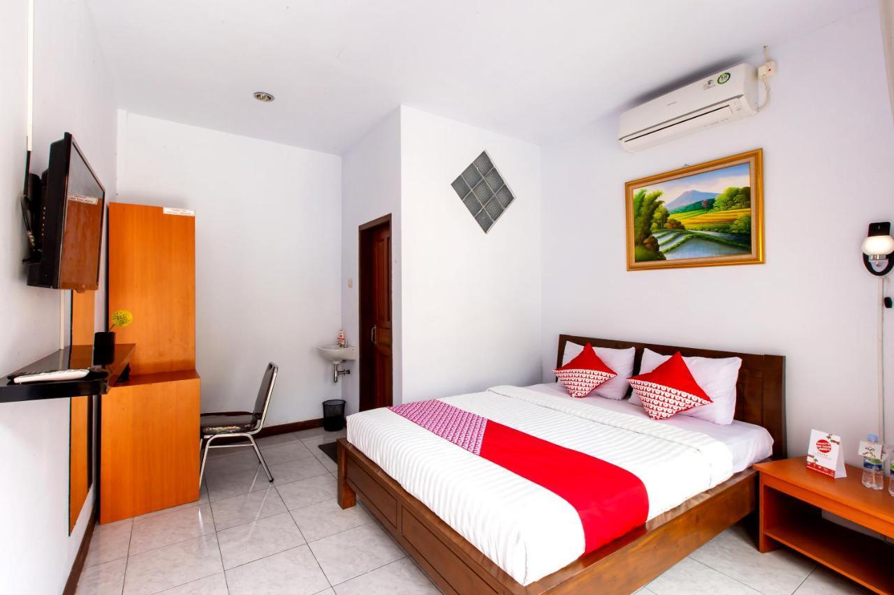 Oyo 569 Cigadung Guest House Syariah Bandung Ngoại thất bức ảnh